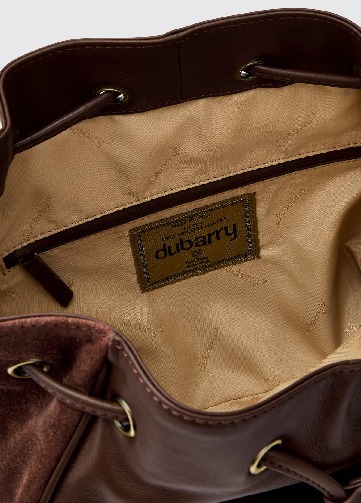 Doonbeg Regatta Doonbeg Cross-body bucket bag - Cedar